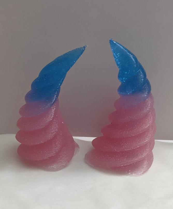 Blue Pink Curved Rigged Horns